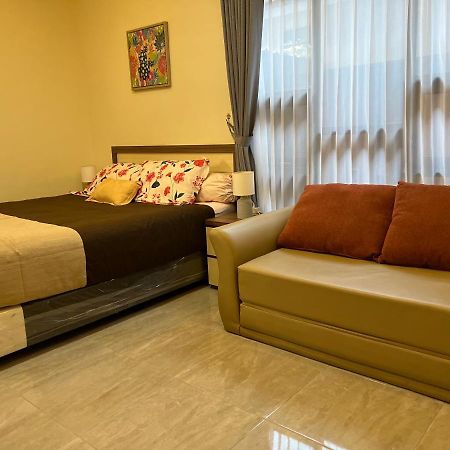 Appartement Casa Familia Syariah à Sleman  Extérieur photo
